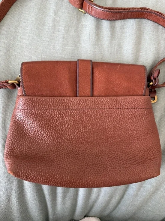 Fossil Kinley Small Leather Crossbody Bag with Key Charm - Picture 3 of 10